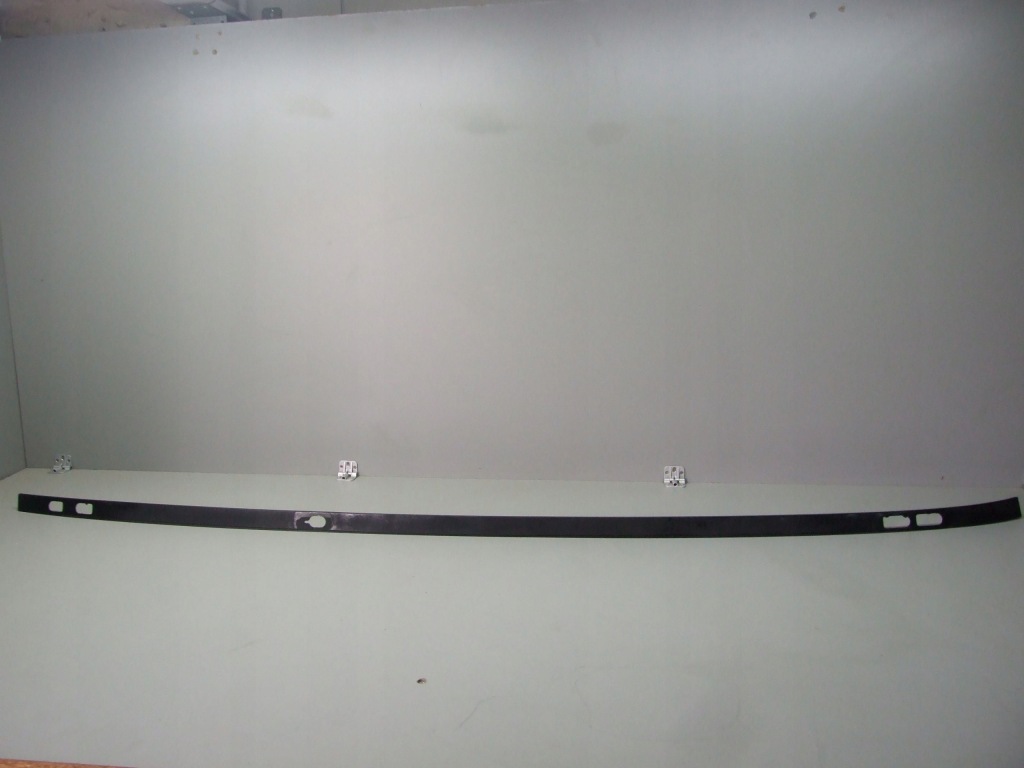 Купити Молдинг дахова ліва під  рейлінг mercedes ml w163