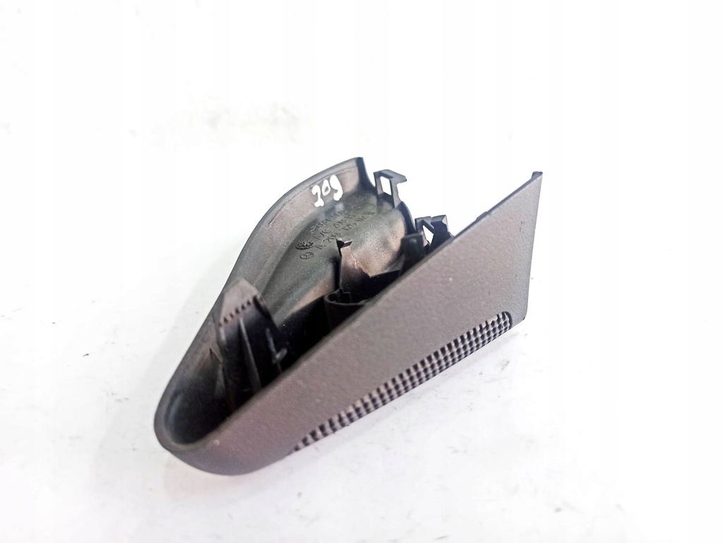 фото №10, Mercedes-benz clk a209 c209 2003 панели приборная, консоль