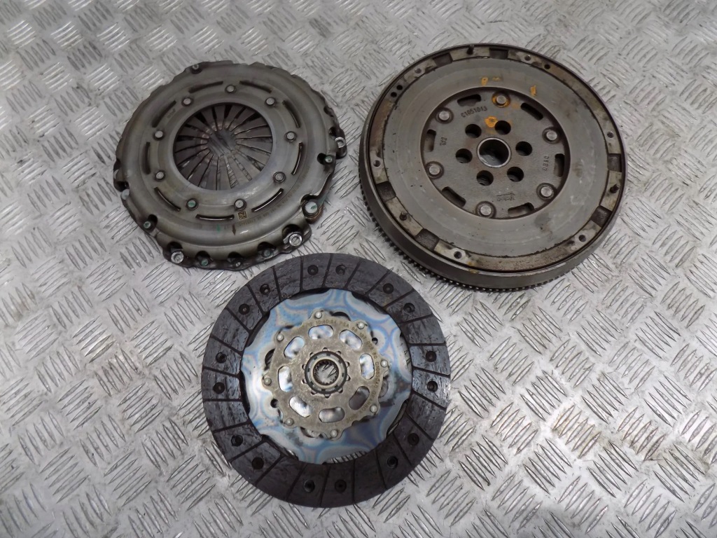 фото №1, Peugeot 208 ii 2008 ii corsa f ds3 ii 2019- зчеплення маховик з двома масами притиск
