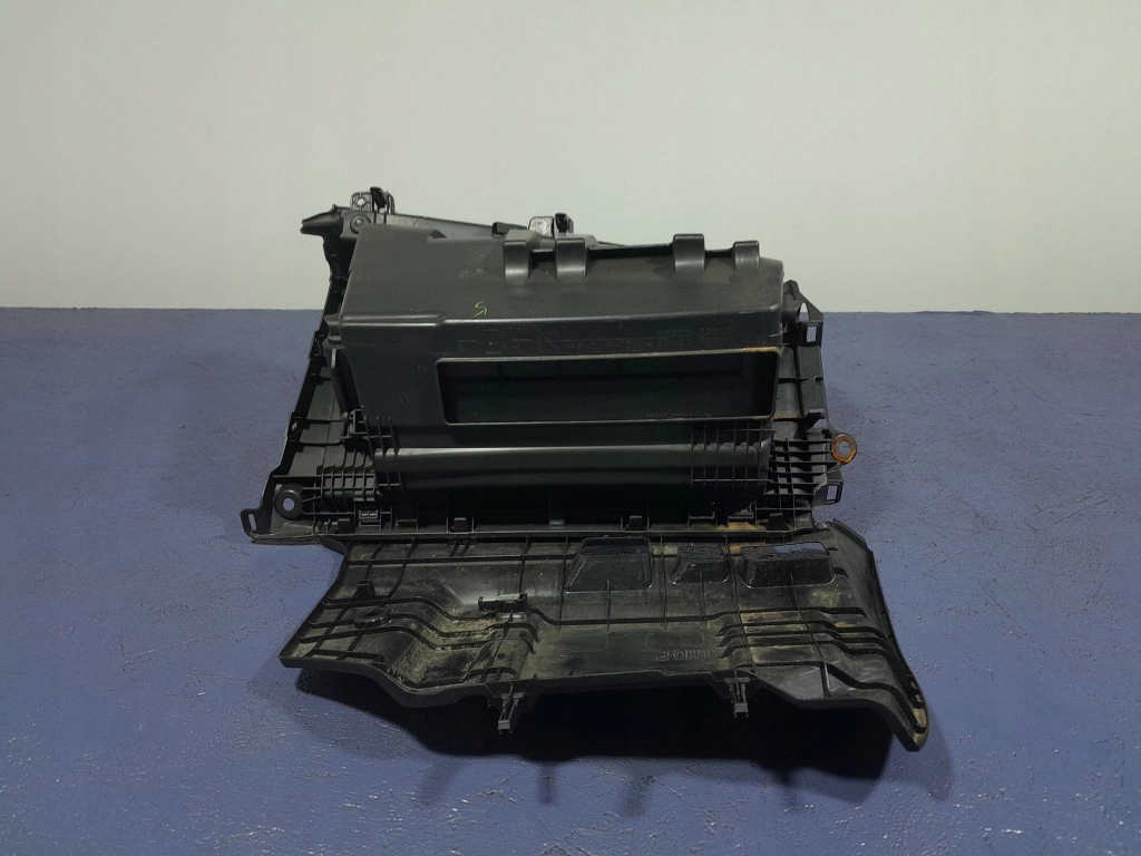 фото №5, Toyota camry viii xv70 17- бардачок пассажира eu 55303-33310