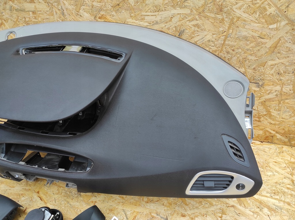 фото №2, Панель приладів консоль renault scenic iii