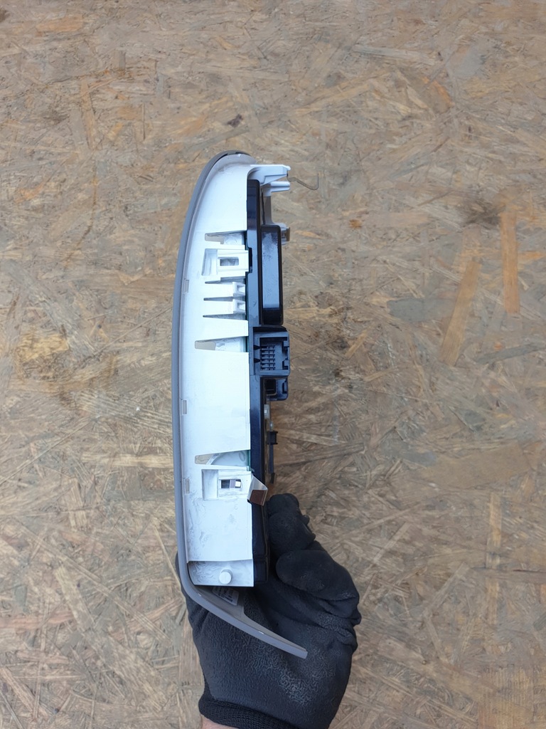 фото №7, Porsche panamera 970 лампа потолочный