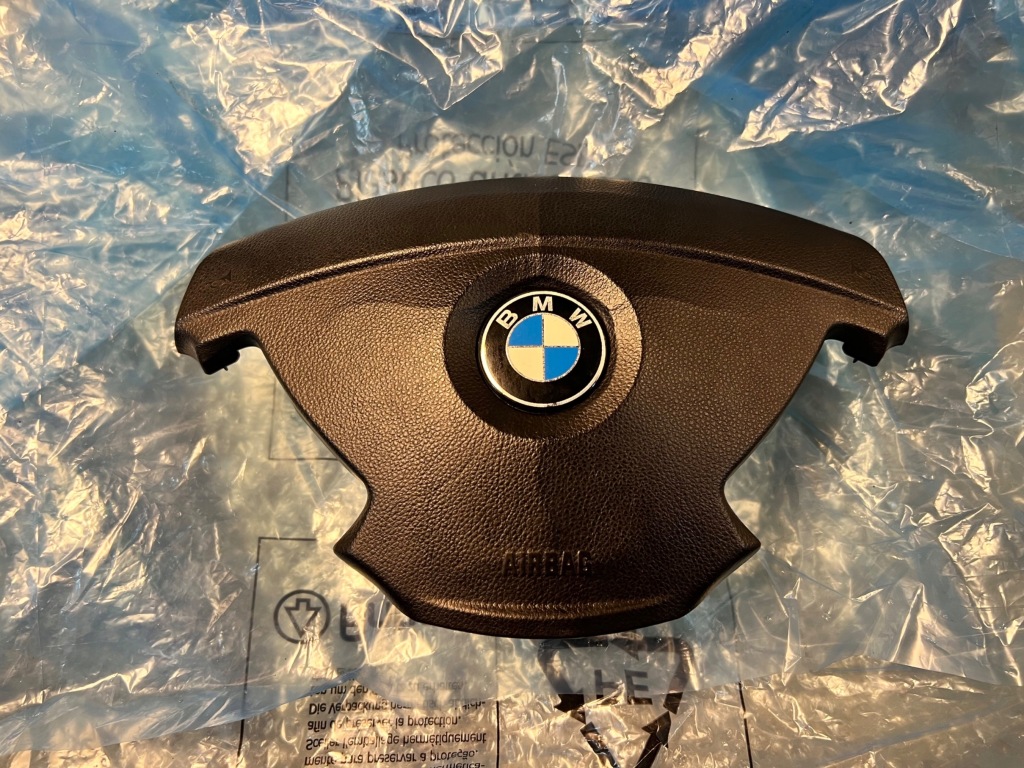 фото №1, Bmw e65 подушка безопасности подушка воздуховод трёхспицевая sport 33676960401p