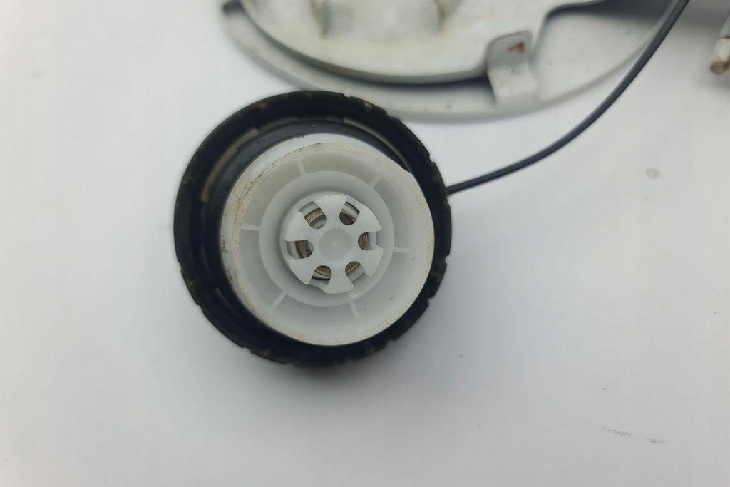 фото №9, Моторчик крышка заливной топлива mazda 6 estate gj, gl ghp942431 2.2l дизель