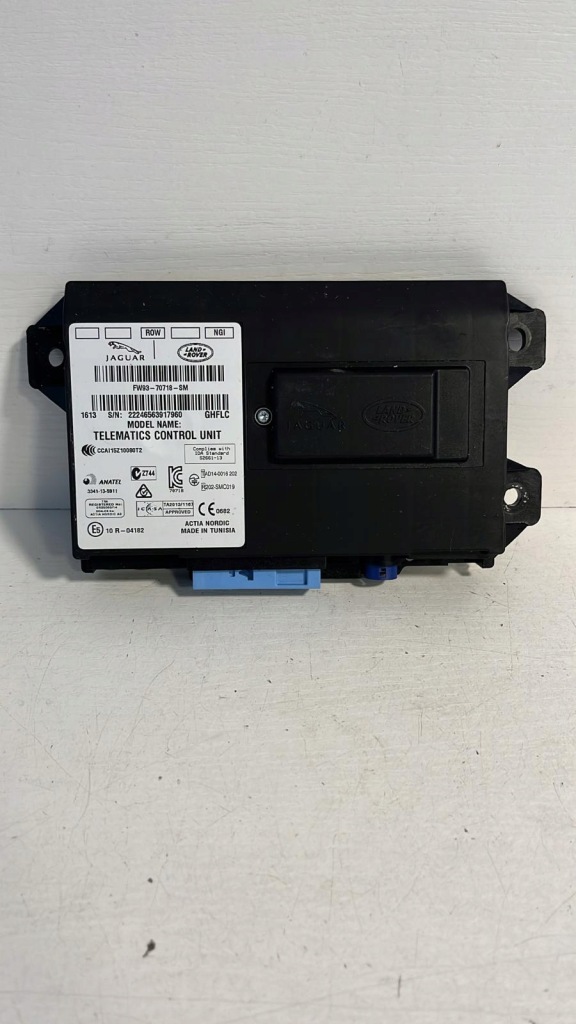 Купить Jaguar xe модуль bluetooth fw93-70718-sm