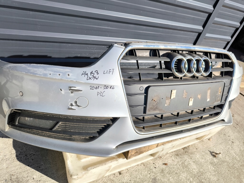 Бампер перед комплектный  audi a4 b8 рестайлинг  2011-2016 lx7w pdc оригинал !!! Недорого