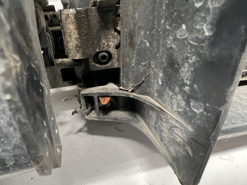 фото №5, Dacia sandero ii 1.5 dci pas передній радіатор радіатор вентилятор комплект