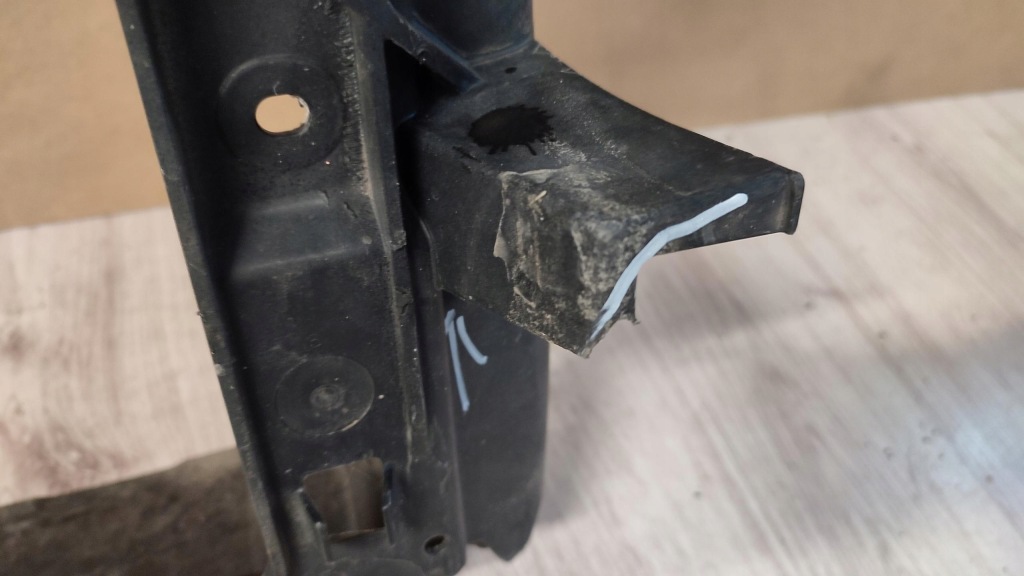 фото №8, Skoda fabia iii pas передний усилитель 6v0805588f