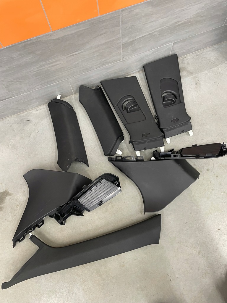 фото №1, Защита обшивка стойка sq5 q5 80a s-line оригинал