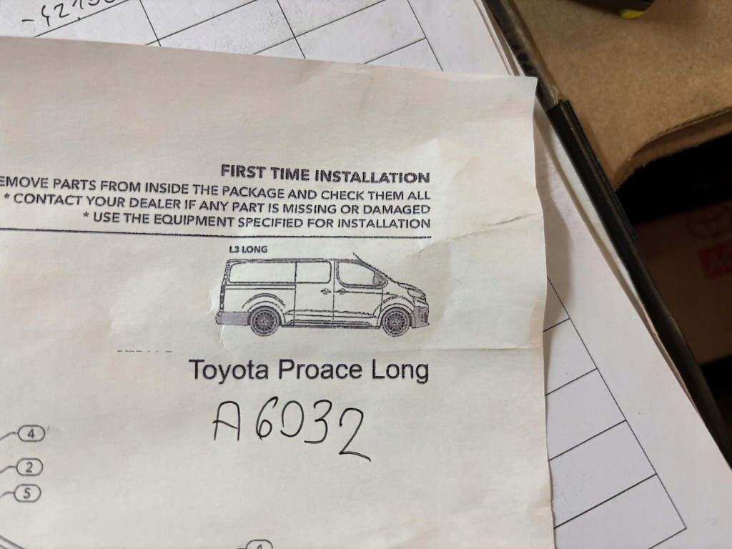 Toyota proace long рейлинг рейлинги кровельные рейлинг рейлинги кровельные proace Доставка