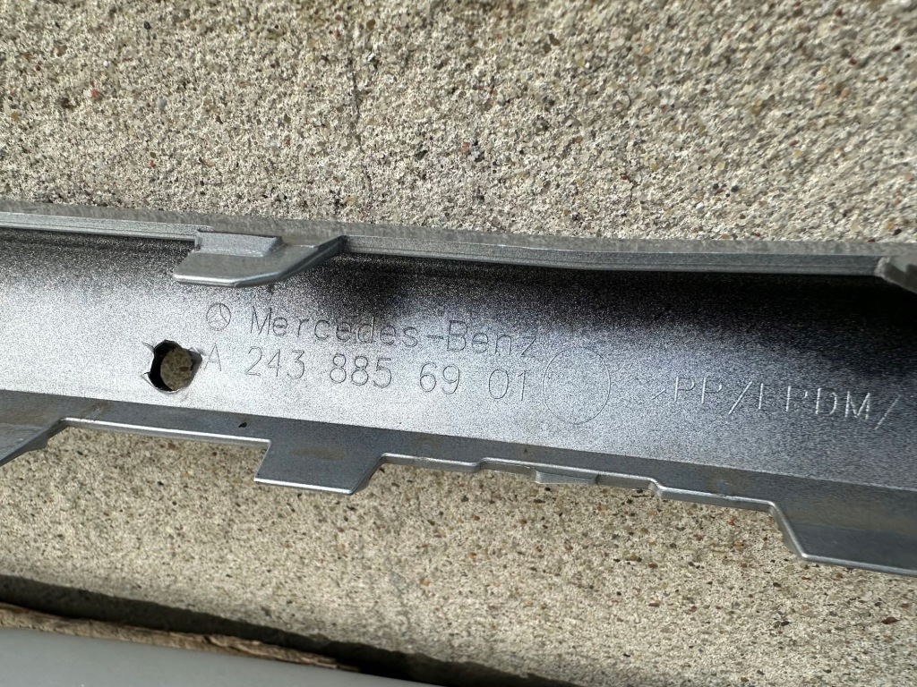 фото №9, Бампер перед передній mercedes eqa eqb amg a2438856901 w243 повний