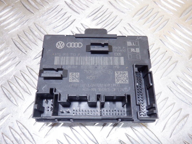 фото №1, Audi a5 8t блок керування модуль двері 8t0959793p