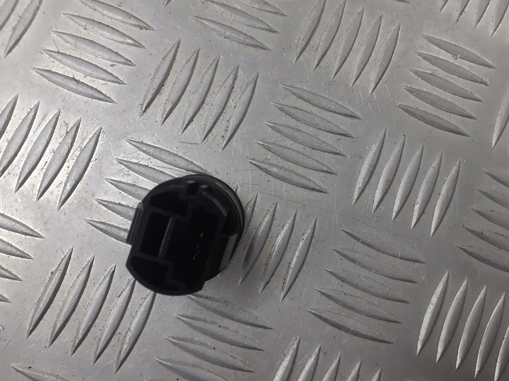 фото №2, Кнопка стоп запуск renault scenic ii 107959a