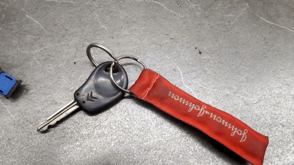 фото №6, Замок зажигания + ключ citroen berlingo 1.9 03r