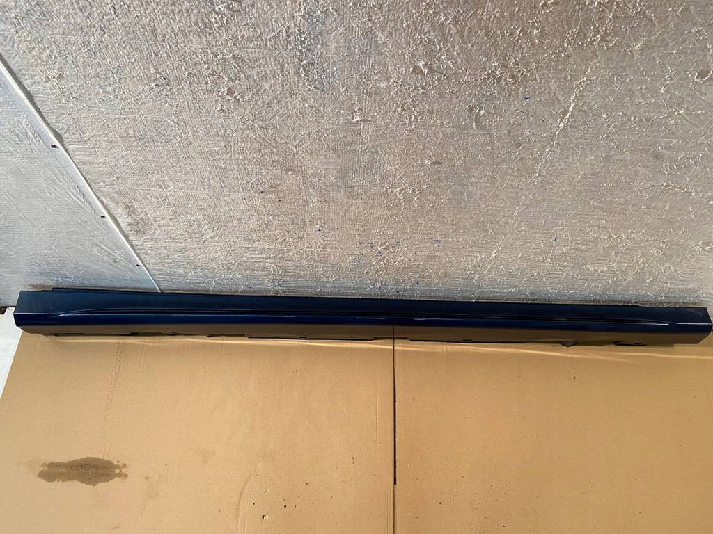 фото №1, Mercedes cla w118 amg молдинг порог правая