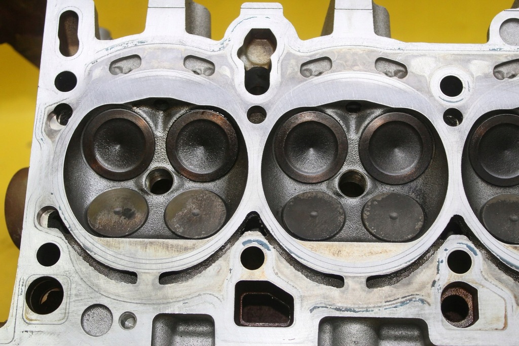 фото №12, Головка левая audi a6 s6 c6 a8 d3 5.2 fsi bxa 07l103373j