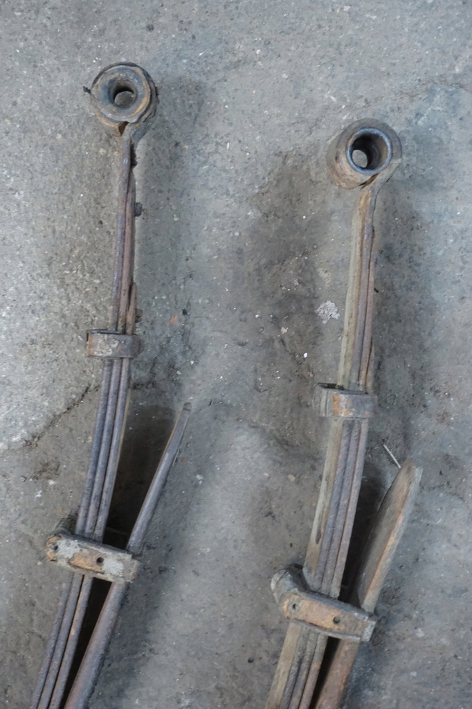 фото №7, Nissan navara d40 рессора задняя задний 4 - щетки 2,5 dci lift 2011r