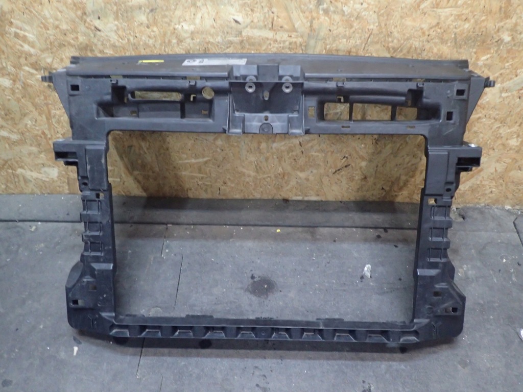 фото №1, Pas передний vw touran vw caddy 10-15 1t0805594p