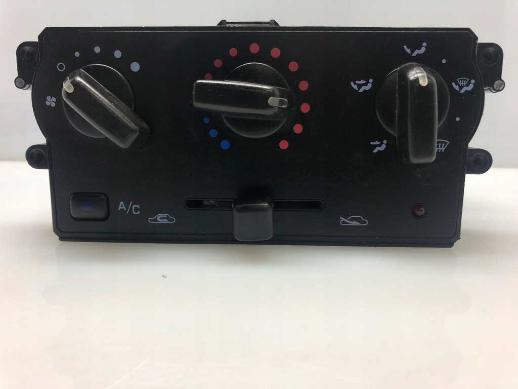 фото №1, Панель кондиционера nissan micra ii