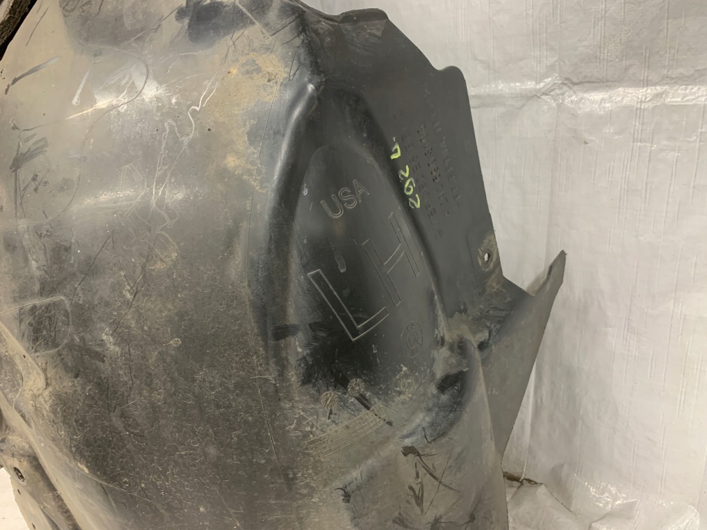 Mercedes 6.3 amg gle w292 підкрилок ліва перед a2926900030 a2926903100 Зі Шроту