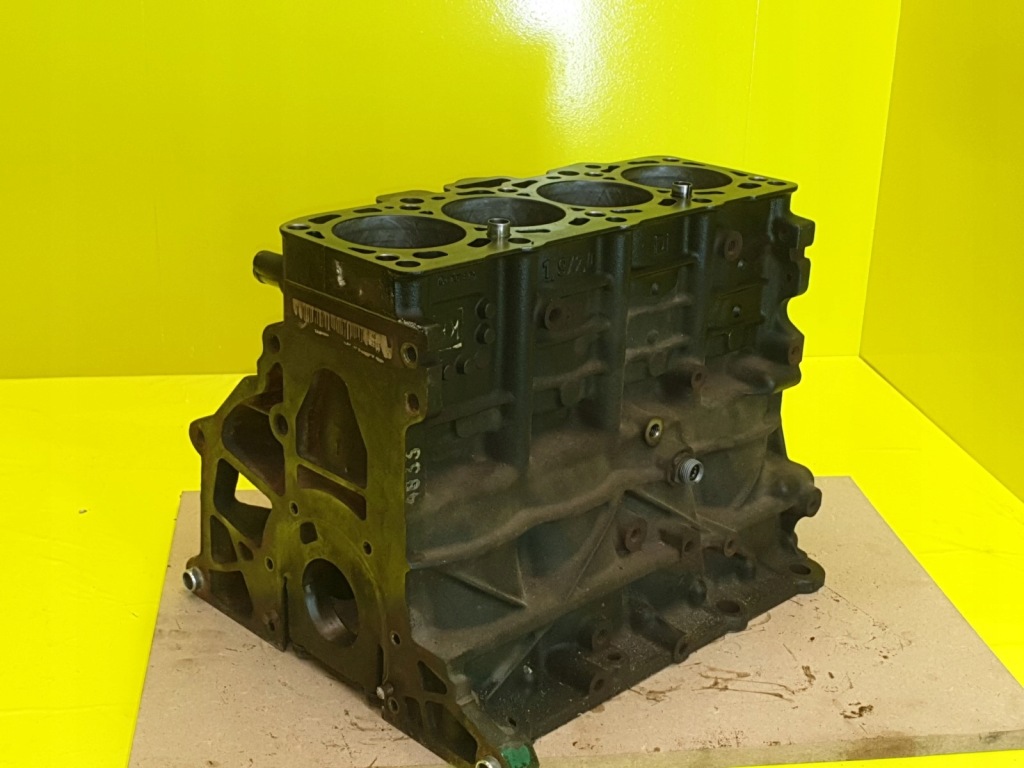 фото №1, Блок двигуна passat b6 touran a3 8p 2.0 bkd tdi