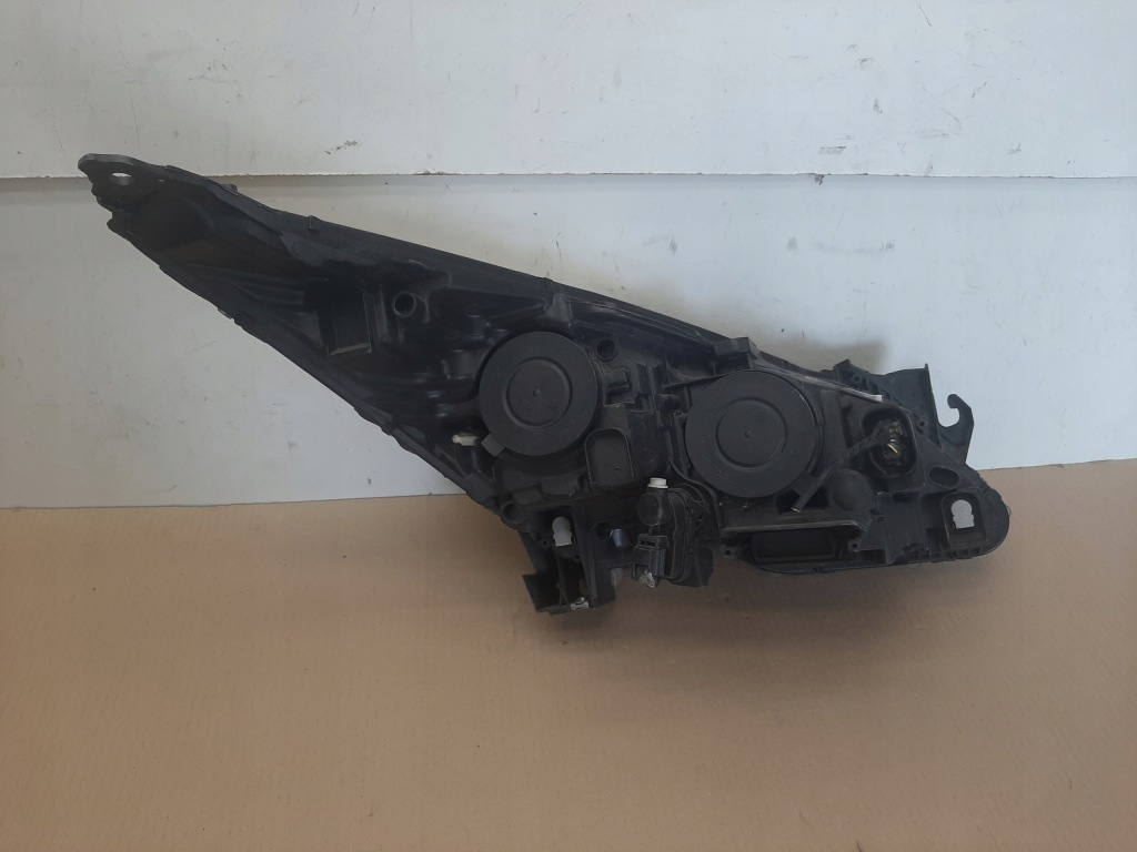 фото №12, Лампа перед передняя левая peugeot 3008 i lata 2009-2016 angielska