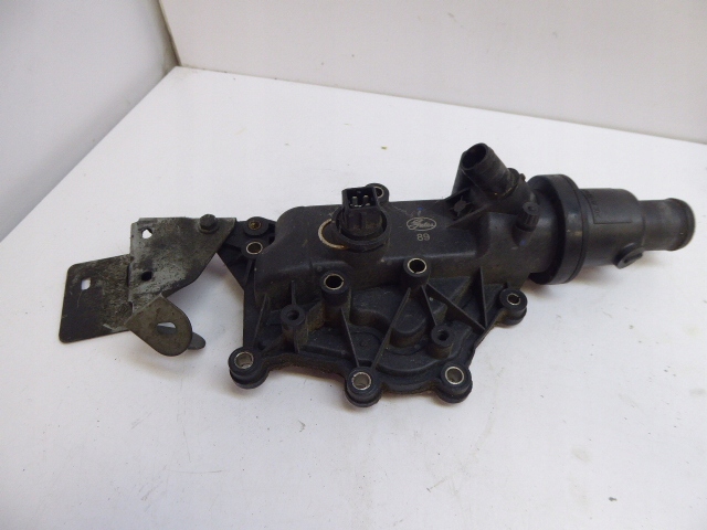 фото №3, Clio iii корпус термостата 1.4 16v