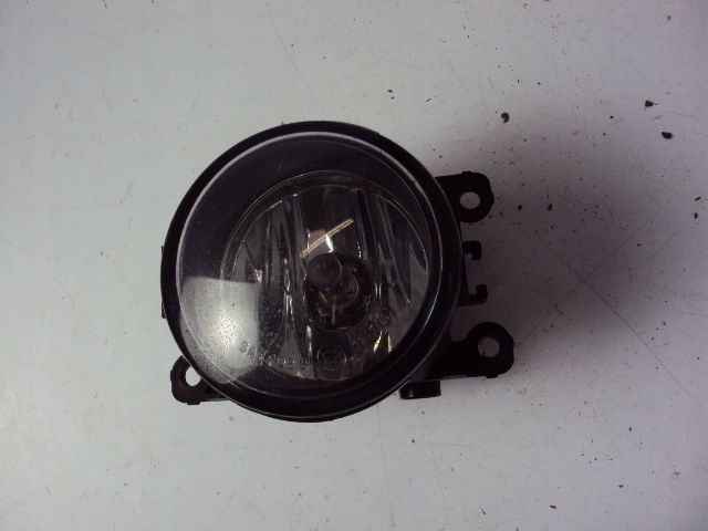 фото №1, Противотуманная фара mitsubishi colt lift 2004-2010