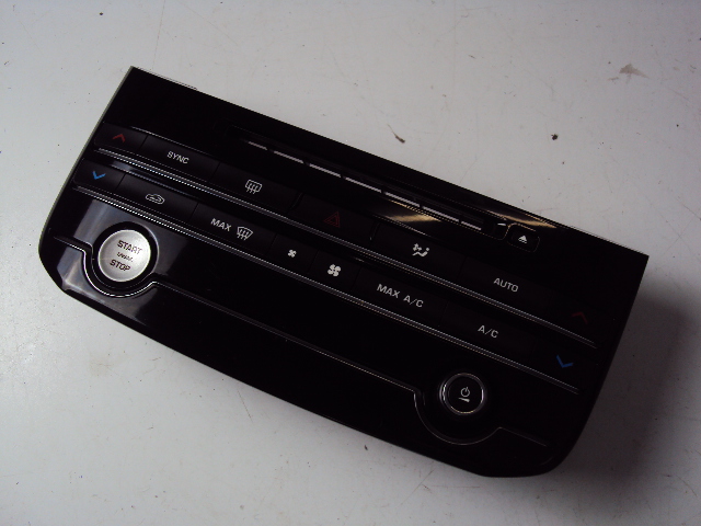 фото №1, Панель кондиціонера jaguar f-pace 2016-