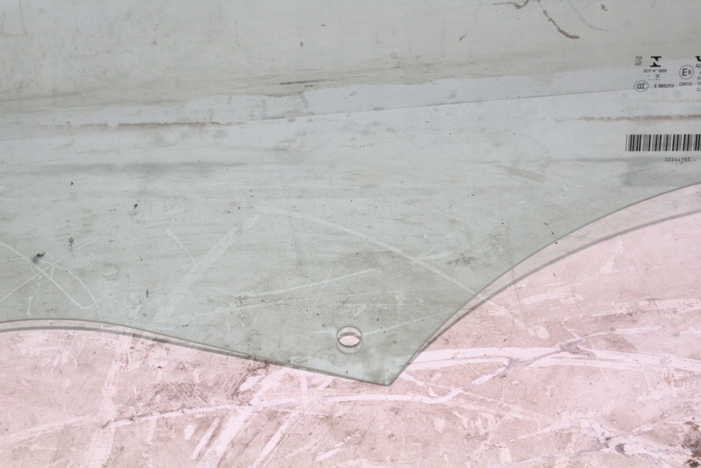 фото №9, Скло лівих передніх двері volvo xc40 536 32244797 1.5l hybrid 193kw