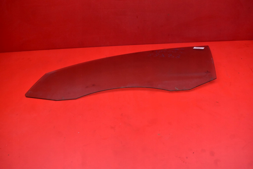 фото №1, Стекло боковая левая перед передняя vw passat b7 kombi 10-15