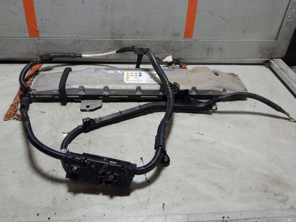 фото №1, Mazda cx-30 акумулятор акумулятор