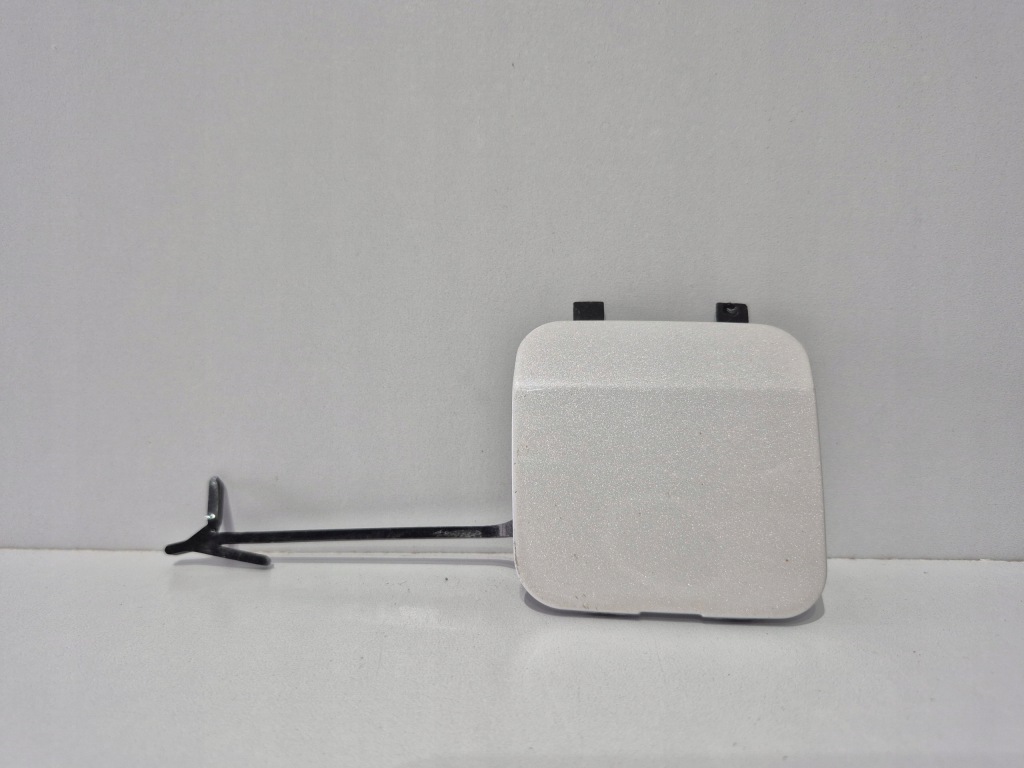 Купить Opel corsa v e 14-19 заглушка фаркоп бампера задняя оригинальная