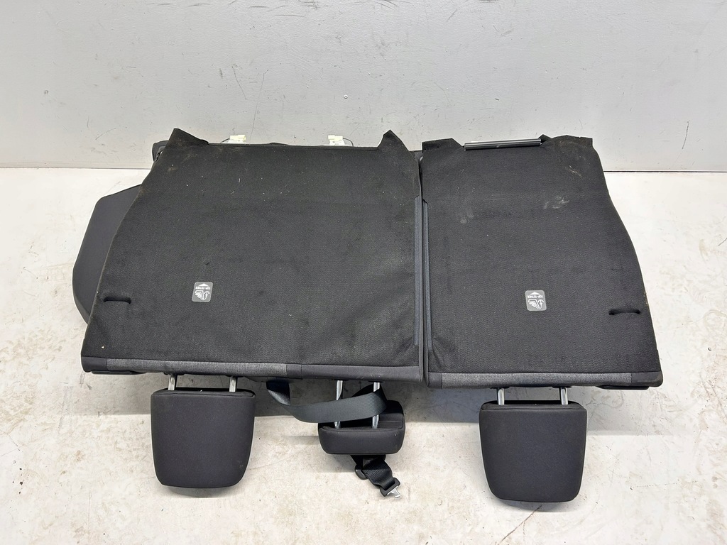 фото №16, Yaris cross гибрид сиденья заднее сиденье сиденье комплект материал