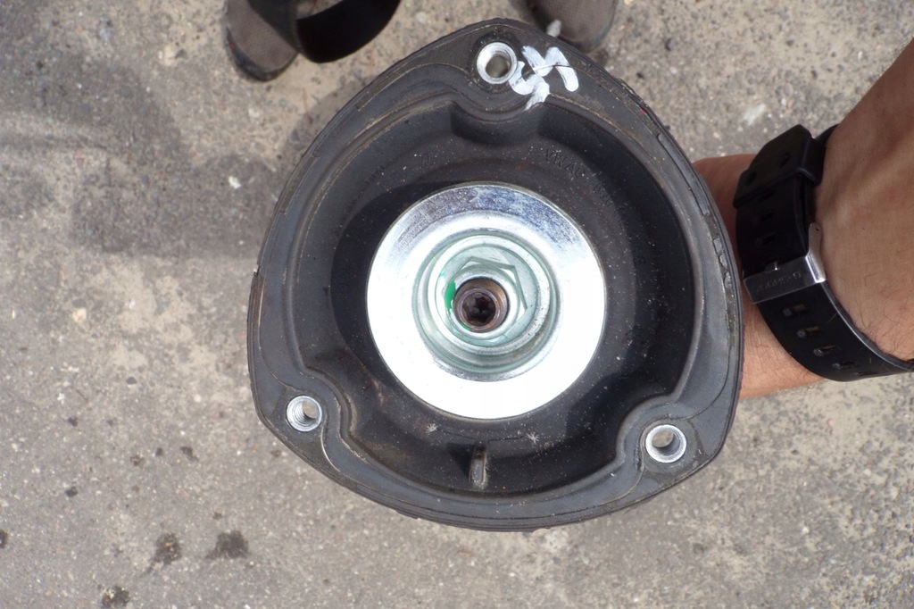 фото №10, Амортизаторна стійка амортизатор правий 5q0413032c vw t-roc