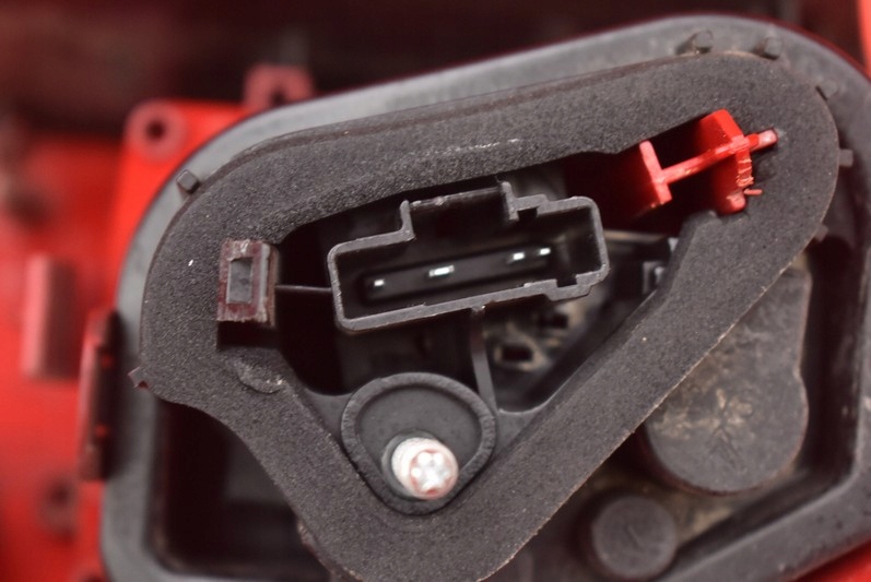 фото №7, Лампа левая задняя задняя 9681074180 citroen c5 ii x7 iii kombi 08-17