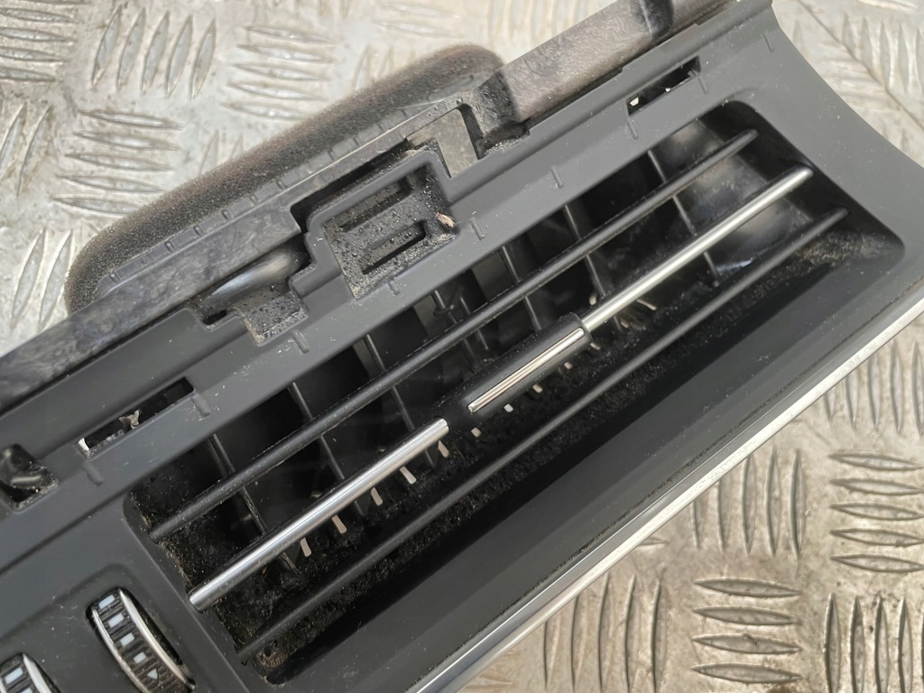 фото №9, Решітка обдув середня audi a6 c8 4k europa 4k1820902a