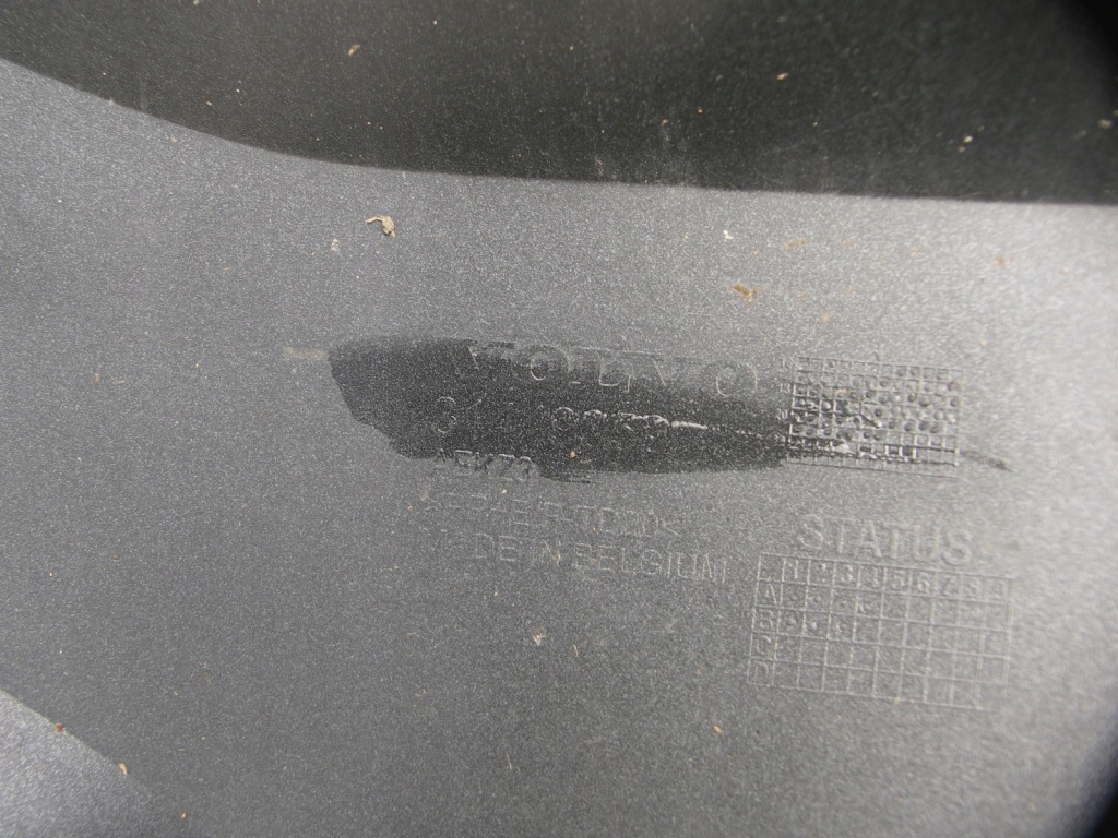 Volvo xc40 inscription 17- бампер передний спойлер Недорого