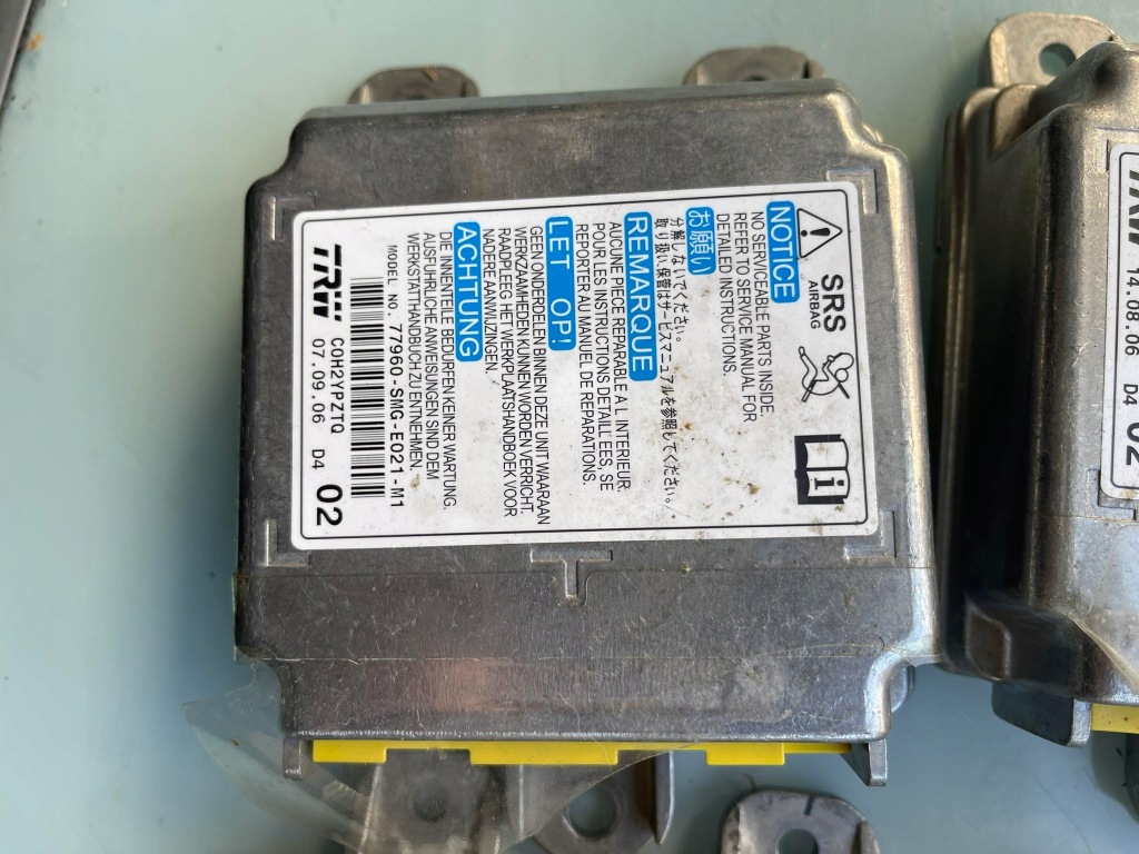 фото №8, Датчик air bag honda civic viii 77960-smg-e021-m1