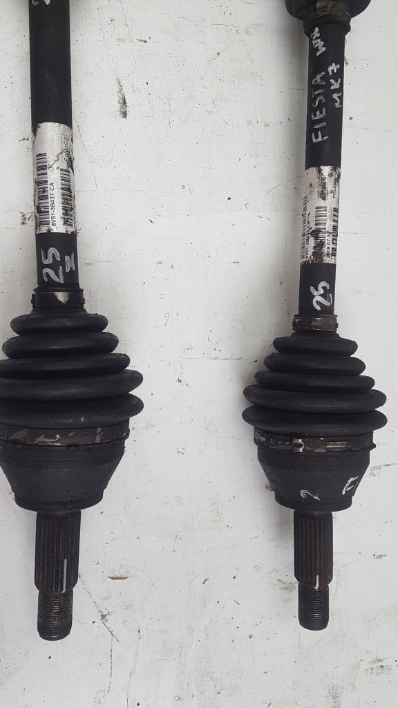 Приводной вал правая левая перед ford fiesta mk7 1.6 бензин Доставка