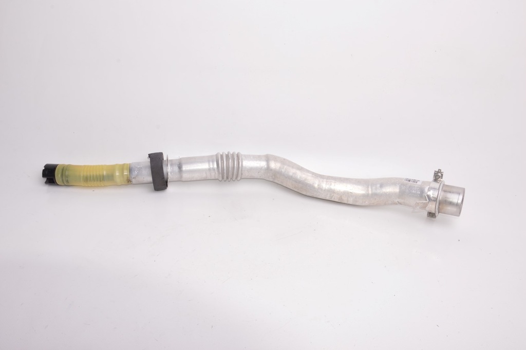 фото №1, Porsche 911 997 труба бака заливная горловина топлива 99720104306