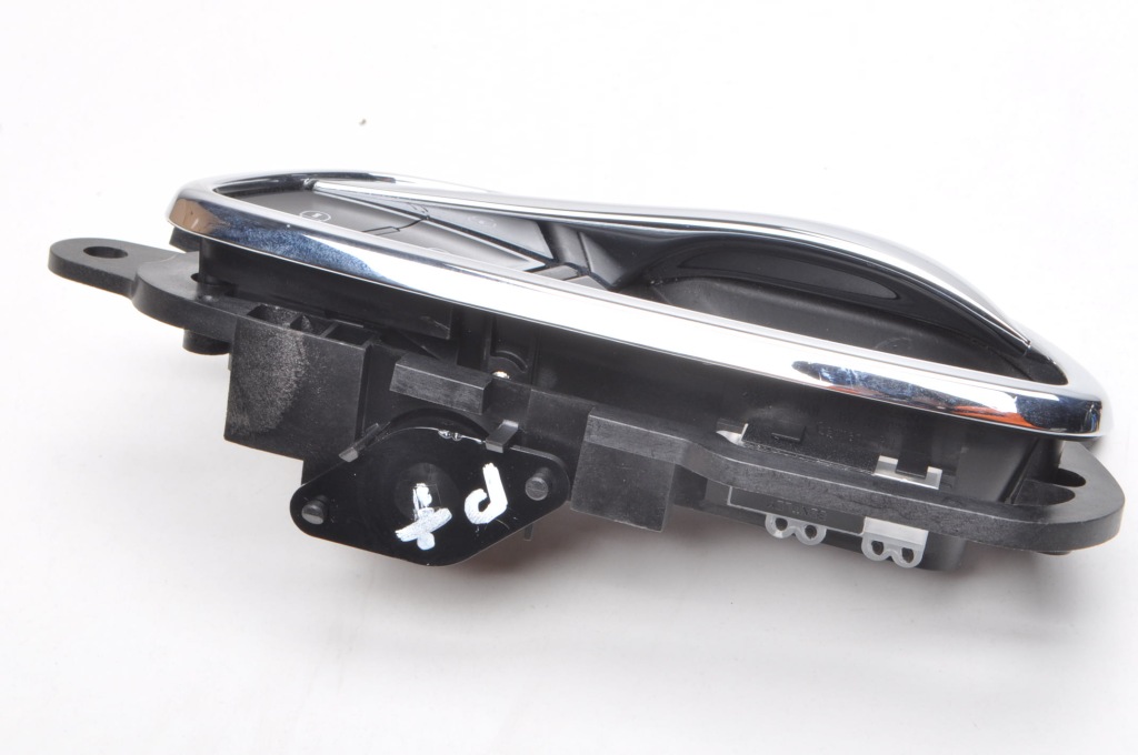 фото №4, Bentley bentayga ручка внутренняя дверь правый задняя 4w0837198