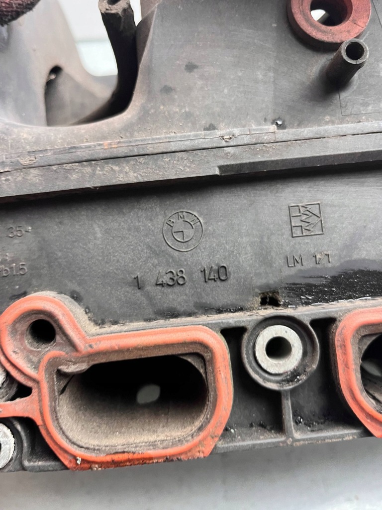 Bmw 5 e39 1999cm3 бензин коллектор впускной  1438140 Цена