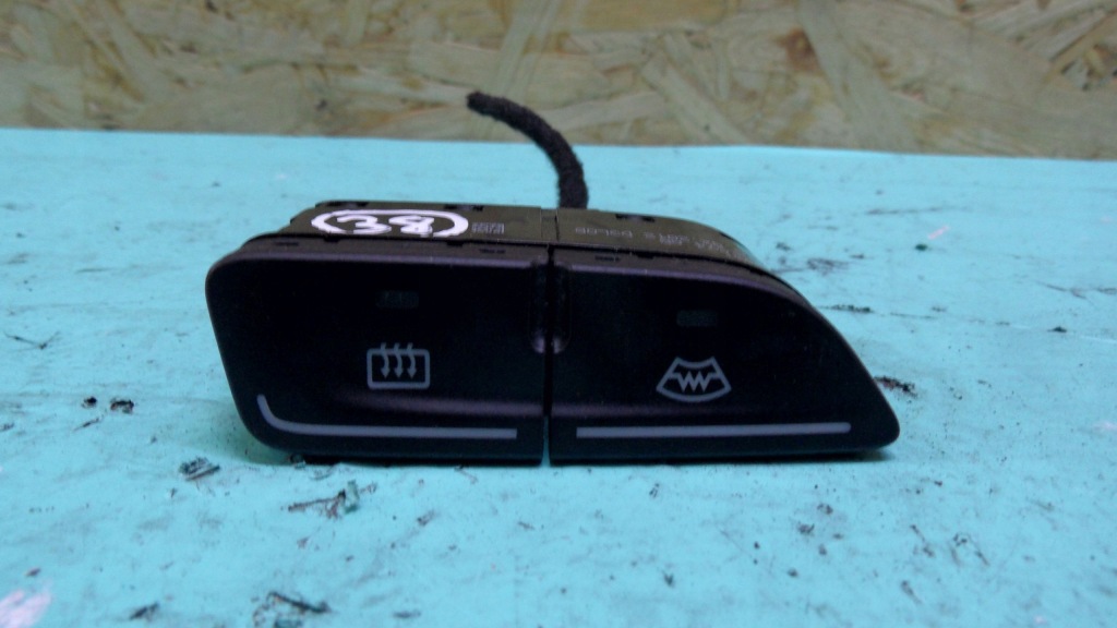 фото №1, Ford focus iii 12r кнопка підігрів вікон am5t-18k574-ab