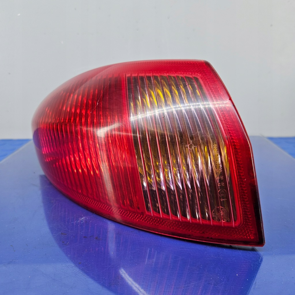 Купить Alfa romeo 147 лампа задняя левая задний  eu