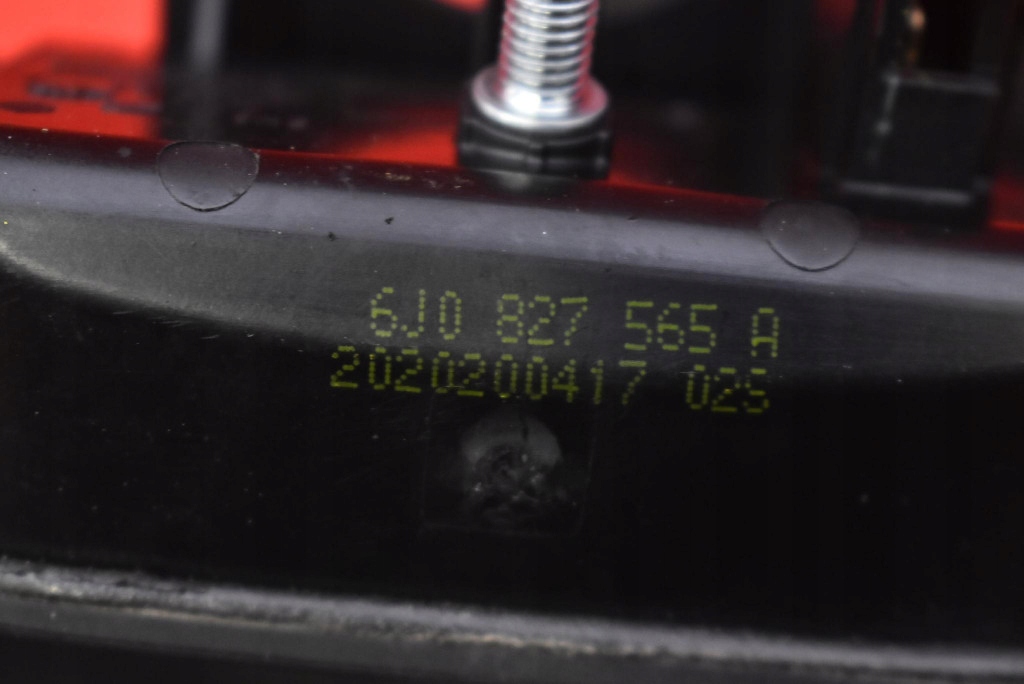 фото №9, Ручка крышки задняя задний эмблема 6j0827565a seat toledo 4 iv 12-20