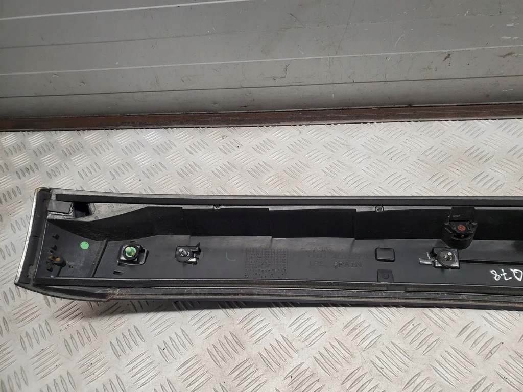 фото №8, Audi q7 4l 2015 с задний спойлер крышки задний / багажника