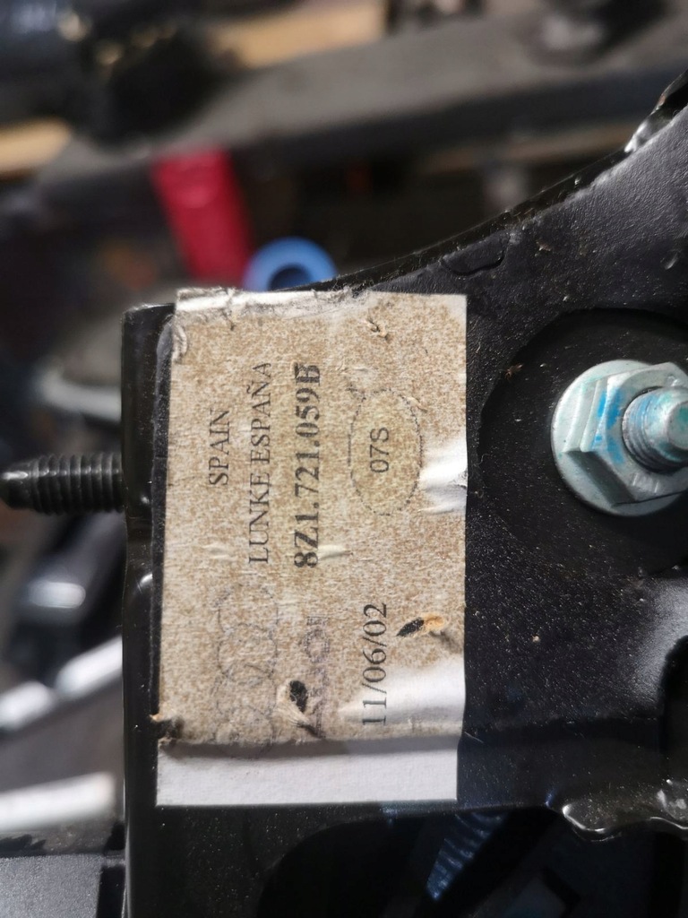 фото №4, Педаль помпа сцепления audi оригинальный номер 8z1721059b