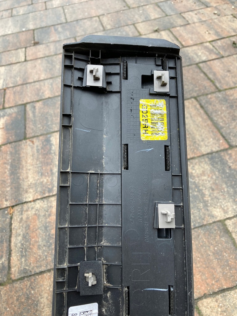 фото №10, Hyundai kona молдинг дверь левых задних