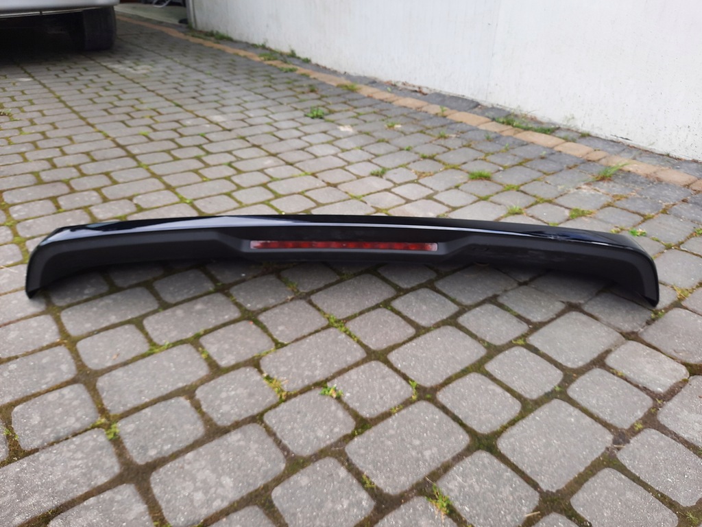 фото №2, Спойлер задній кришки volvo xc40 2018-